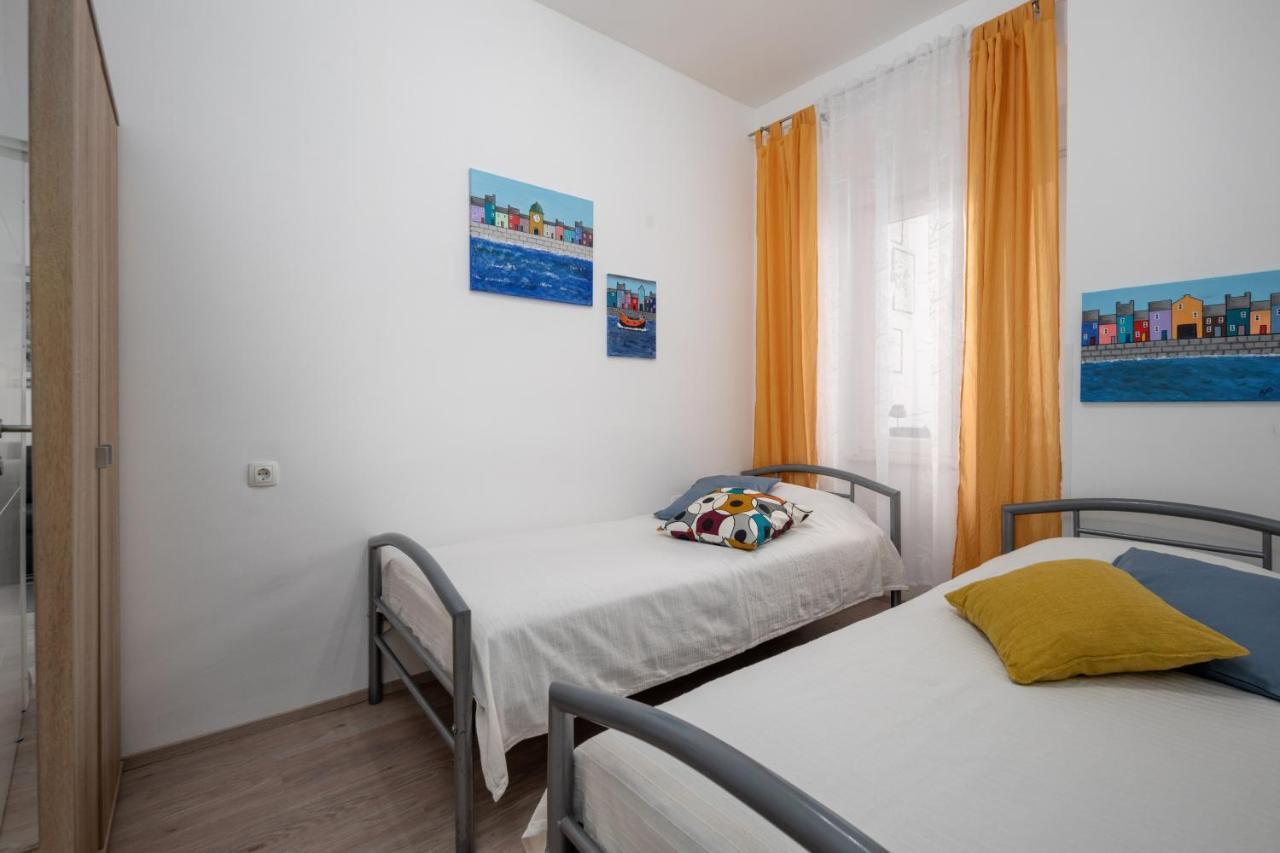 Naval Apartment غييكا المظهر الخارجي الصورة