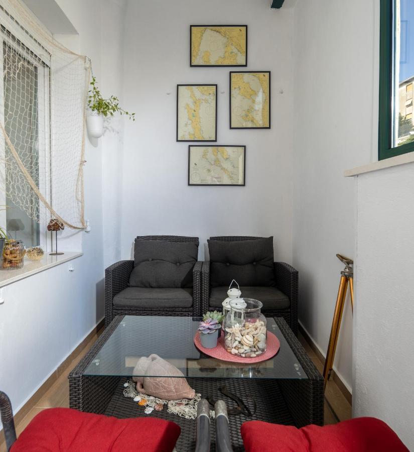 Naval Apartment غييكا المظهر الخارجي الصورة