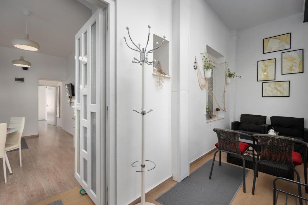 Naval Apartment غييكا المظهر الخارجي الصورة