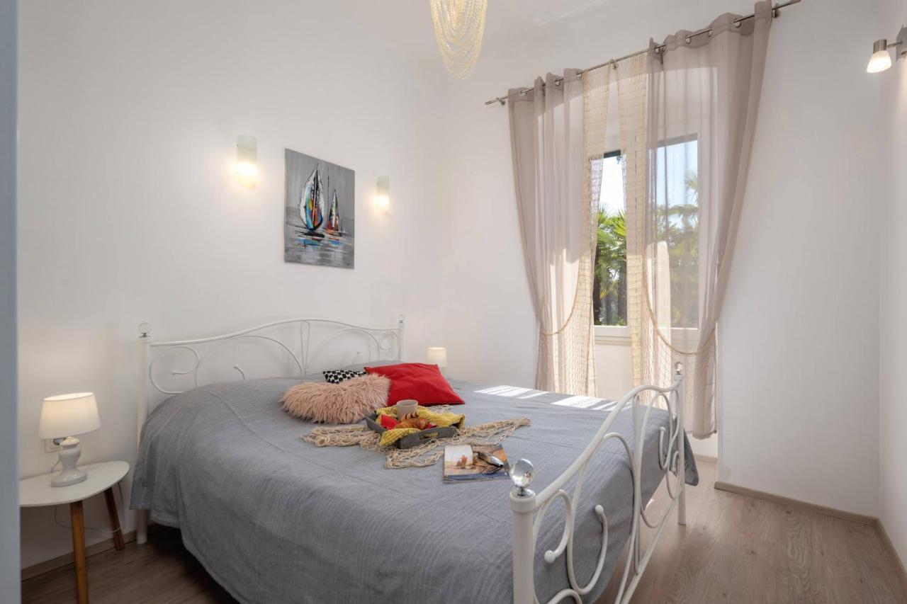 Naval Apartment غييكا المظهر الخارجي الصورة