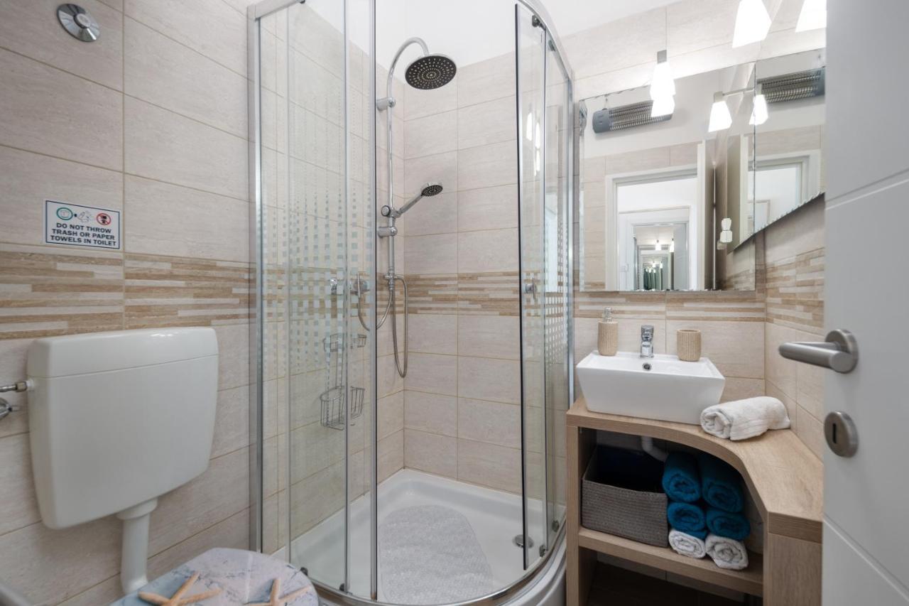 Naval Apartment غييكا المظهر الخارجي الصورة